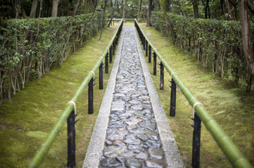 Fototapeta na wymiar Koto-in Daitoku-ji temple path