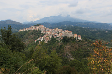 Fototapeta na wymiar caratteristico borgo in Calabria