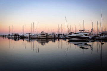 Fototapeta na wymiar Boats on Michigan Lake, Chicago, Illinois, USA