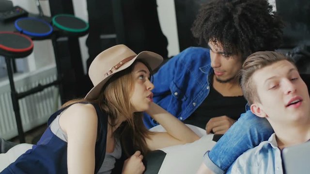 Young people spend time in the amicable company