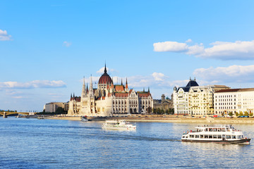 Fototapeta na wymiar Budapest. Danube, and Hungary parliament