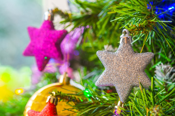 SAPIN DE NOËL DÉCORÉ