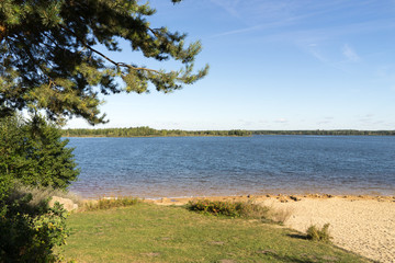 See / kleiner See und B&auml;ume