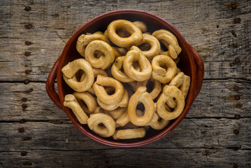Traditional taralli snacks