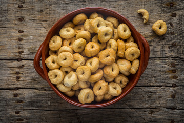 Traditional taralli snacks