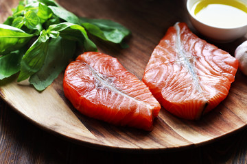 Salmon steaks with fresh ingredients