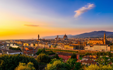 Fototapeta na wymiar Sunset view of Florence, Ponte Vecchio, Palazzo Vecchio and Florence Duomo, Italy