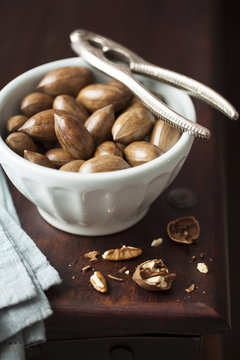 Pecan nuts in bowl
