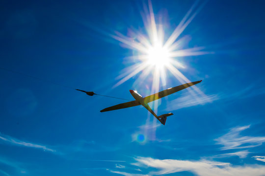 Segelflugzeug beim Windenstart