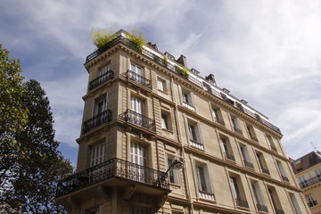 Obraz premium Immeuble ancien à Paris