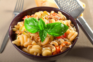 Pasta with cherry tomatoes and parmesan cheese, one portion, rea