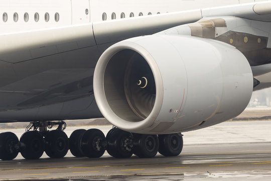 Airbus A380 Airplane Engine