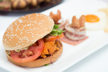 Hamburger breakfast