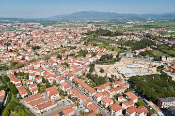 Fototapeta na wymiar Panorama of the beautiful city of Arezzo in Tuscany - Italy