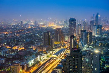 Fototapeta na wymiar bangkok city at twilight