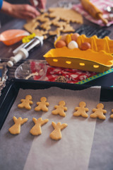 Preparation of gingerbread cookies
