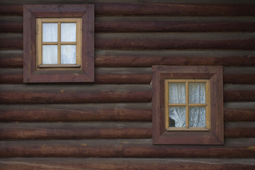 Obraz na płótnie Canvas Стена из Брёвен с окном 