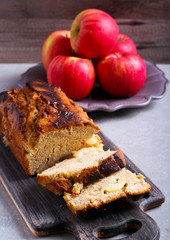 Spicy apple loaf cake,