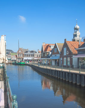 der historische Fischerort Lemmer am Ijsselmeer in Friesland,Niederlande