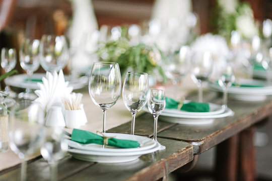 Festive table setting. Wedding decor. Table setting in classic s