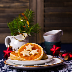 Cookies from puff pastry with jam