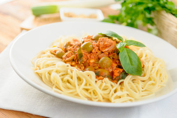 pasta whith sauce on the plate