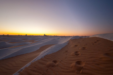 Fototapeta na wymiar エジプト　白砂漠