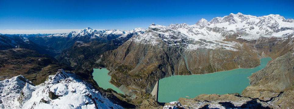 Panorama sulle dighe di Campo Moro e Alpe Gera in Valmalenco (Valtellina)