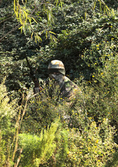 Hunter In Camo Heavy Cover