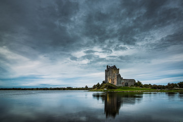 Fototapeta na wymiar Old Irish Dunguaire Castle