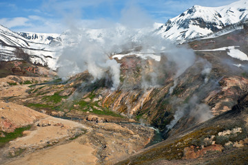 Mountainous terrain and  gas emissions in the Valley of Geysers