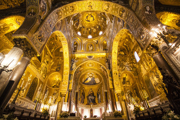 Fototapeta na wymiar Interior of the Capella Palatina Chapel inside the Palazzo dei Normanni in Palermo, Sicily, Italy