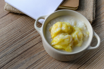 Thai Dessert, Thai Cuisine, Sticky Rice with Durian on Wood Back