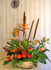 Or Yehuda Bouquet of rose and Bird of Paradise 2004