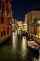 Fototapeta na wymiar Water canal in Venice