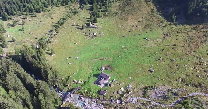 Orobie Valtellinesi - Alpe Caronno e diga di Scais - Sorvolo aereo 