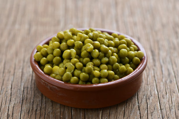 cooked peas