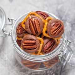 Chocolate Caramel Pecan Pretzel Bites