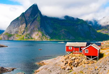Fotobehang Scandinavië Tipical red houses on Lofoten islands, Norway