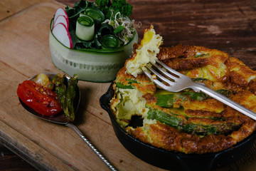 Frittata with asparagus