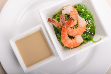fresh seaweed salad with shrimps