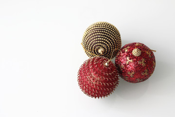 christmas baubles red and golden