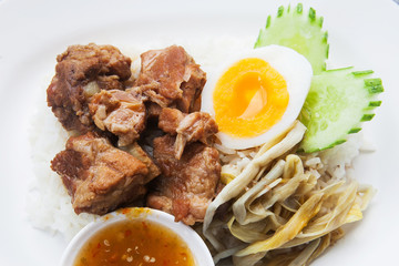 Thai Favorite Dish, Fried sliced pork with garlic with rice and
