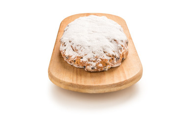 Stollen auf Stollenbrett - Freisteller