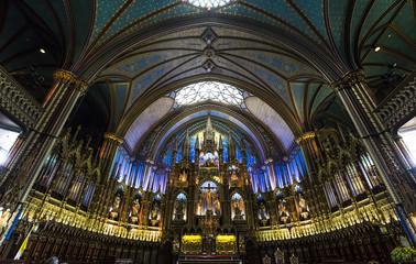 Fototapeta premium Notre Dame basilica, Montreal, Quebec, Canada