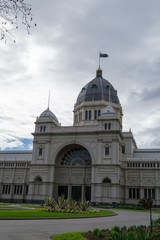 Fototapeta na wymiar Melbourne Museum located in Carlton Gardens