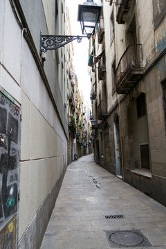 Narrow street in the Gothic quarters of Barcelona