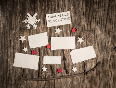Group of empty notes of New Year resolutions