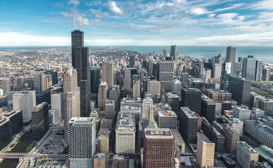 Naklejka premium Chicago Downtown Skyline widok z lotu ptaka z drapaczami chmur