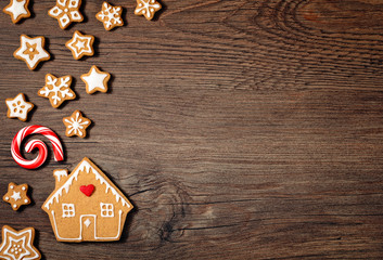 Gingerbread house cookie and stars